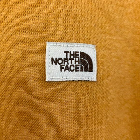 The North Face Mens Heritage Patch TNF Sweatshirt Size Medium Yellow Gold SP EXC - Picture 6 of 12